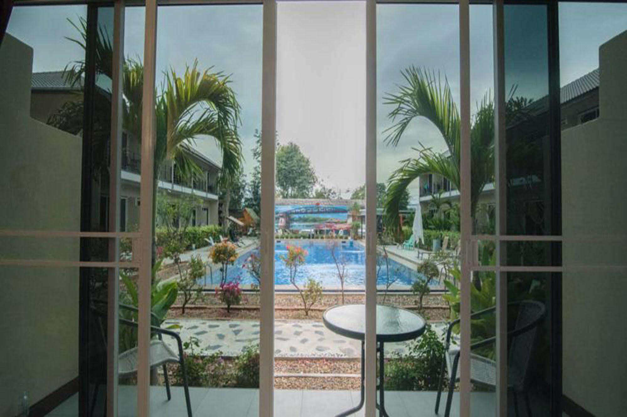 Sky Resort Kanchanaburi Exterior photo